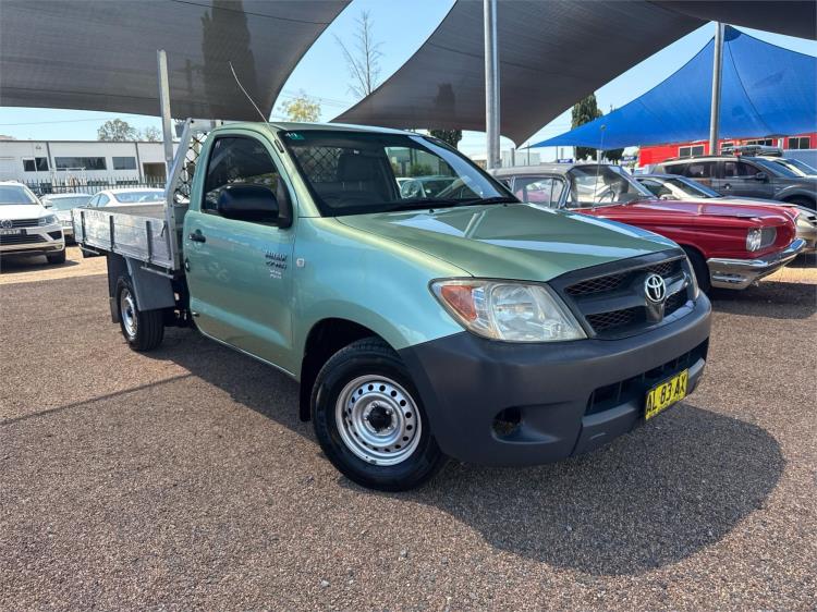 2006 Toyota Hilux Cab Chassis Workmate TGN16R MY05
